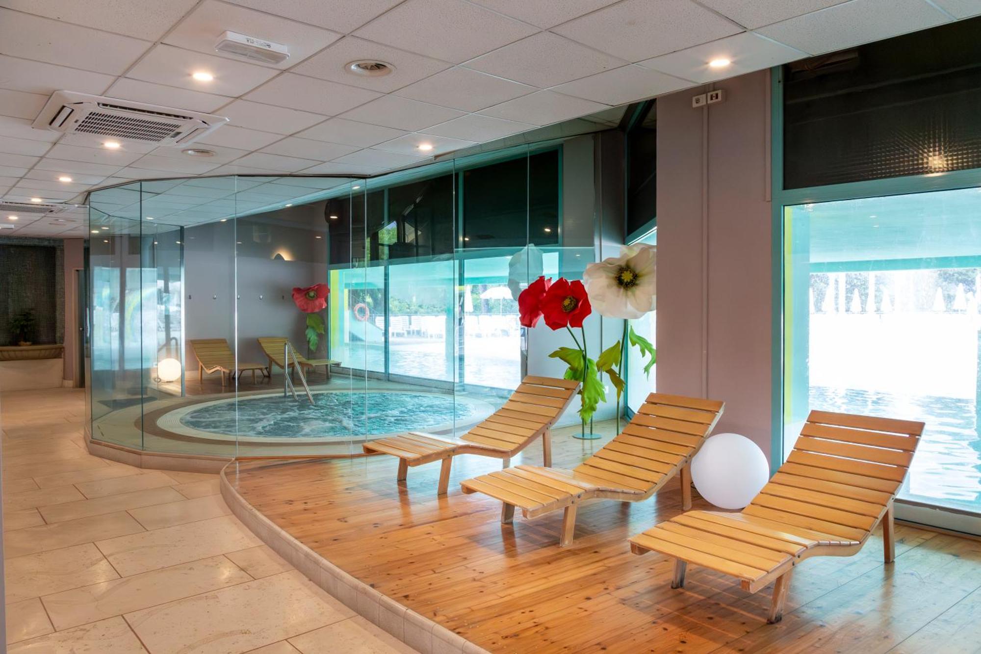 Villa Norcenni Aparthotel 菲利内瓦尔达诺 外观 照片
