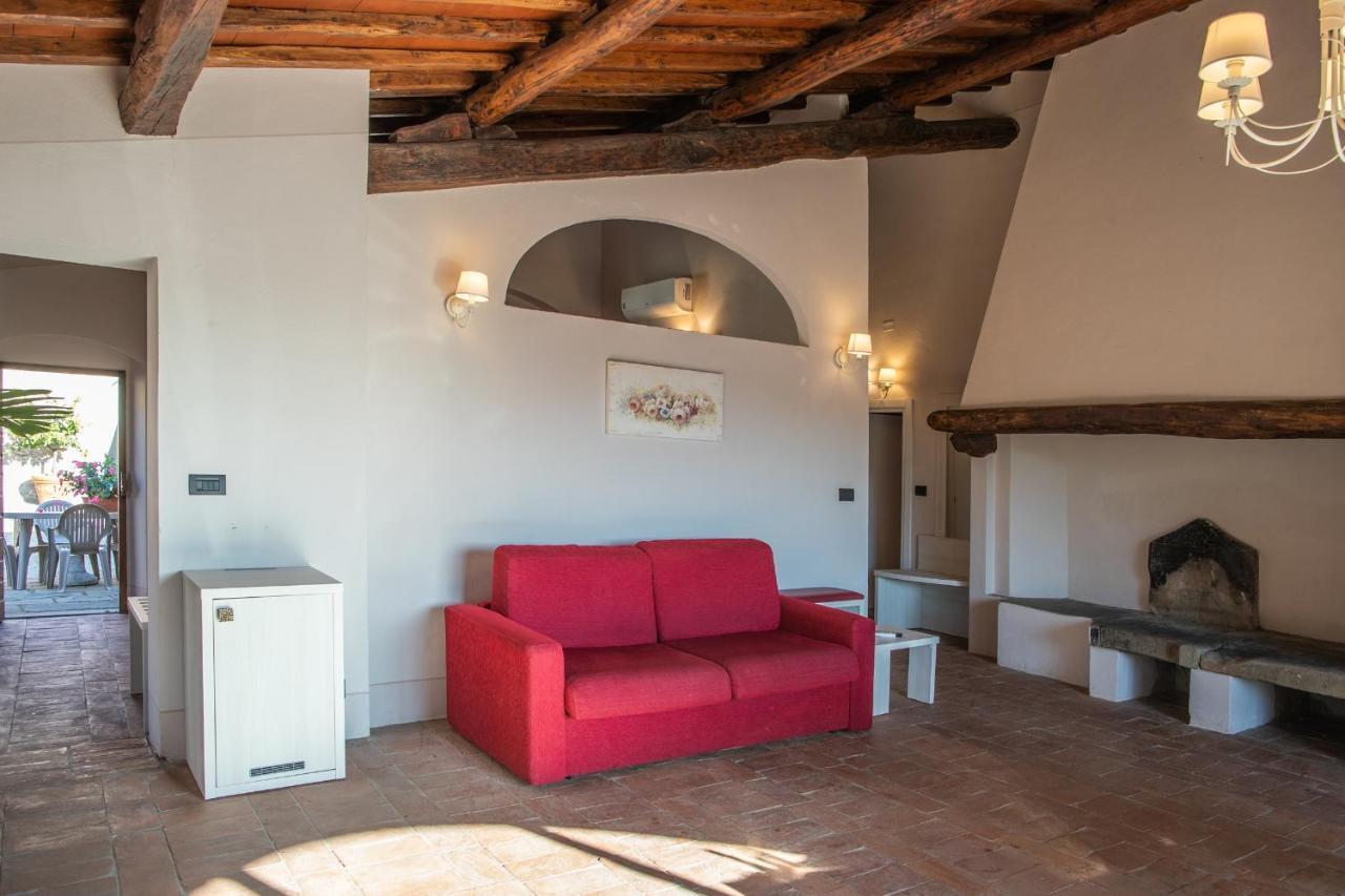 Villa Norcenni Aparthotel 菲利内瓦尔达诺 外观 照片